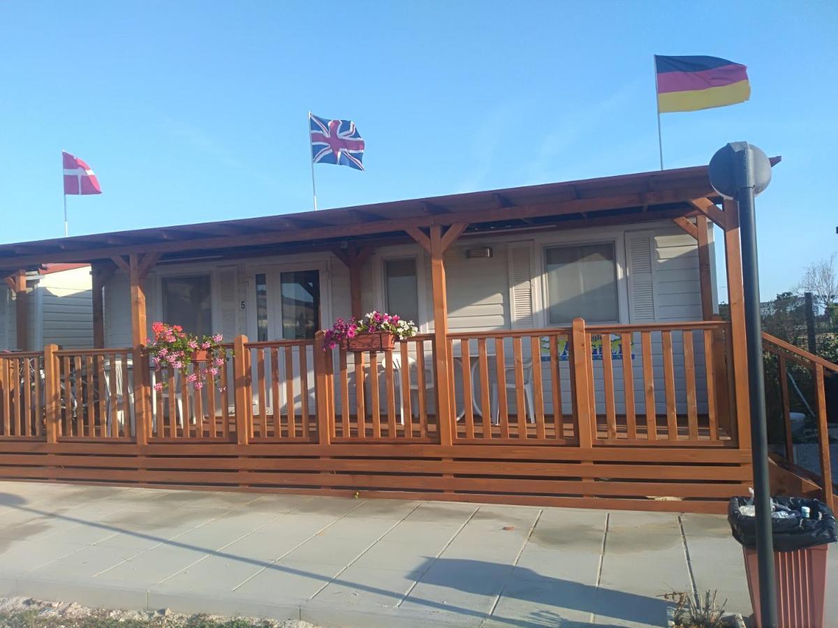 Villaggio Degli Angeli Scerne Pineto Exteriör bild