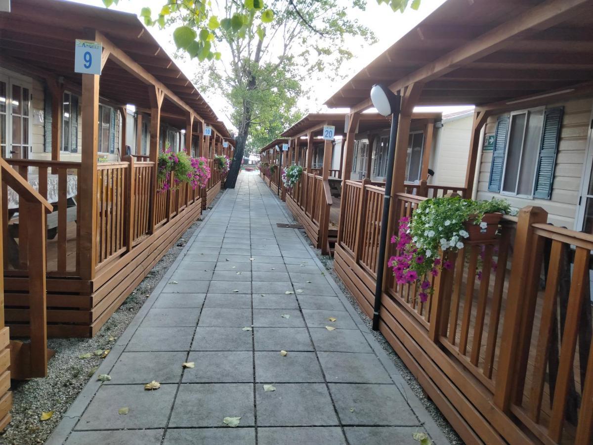 Villaggio Degli Angeli Scerne Pineto Exteriör bild