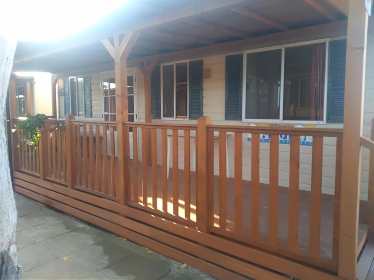 Villaggio Degli Angeli Scerne Pineto Exteriör bild
